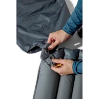 Vorschau: Rab Ionosphere 5.5 - isolierte Luftmatratze dark pollen - Bild 9