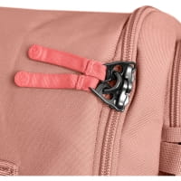 Vorschau: pacsafe Go Carry-On Backpack 34L - Handgepäckrucksack rose - Bild 18